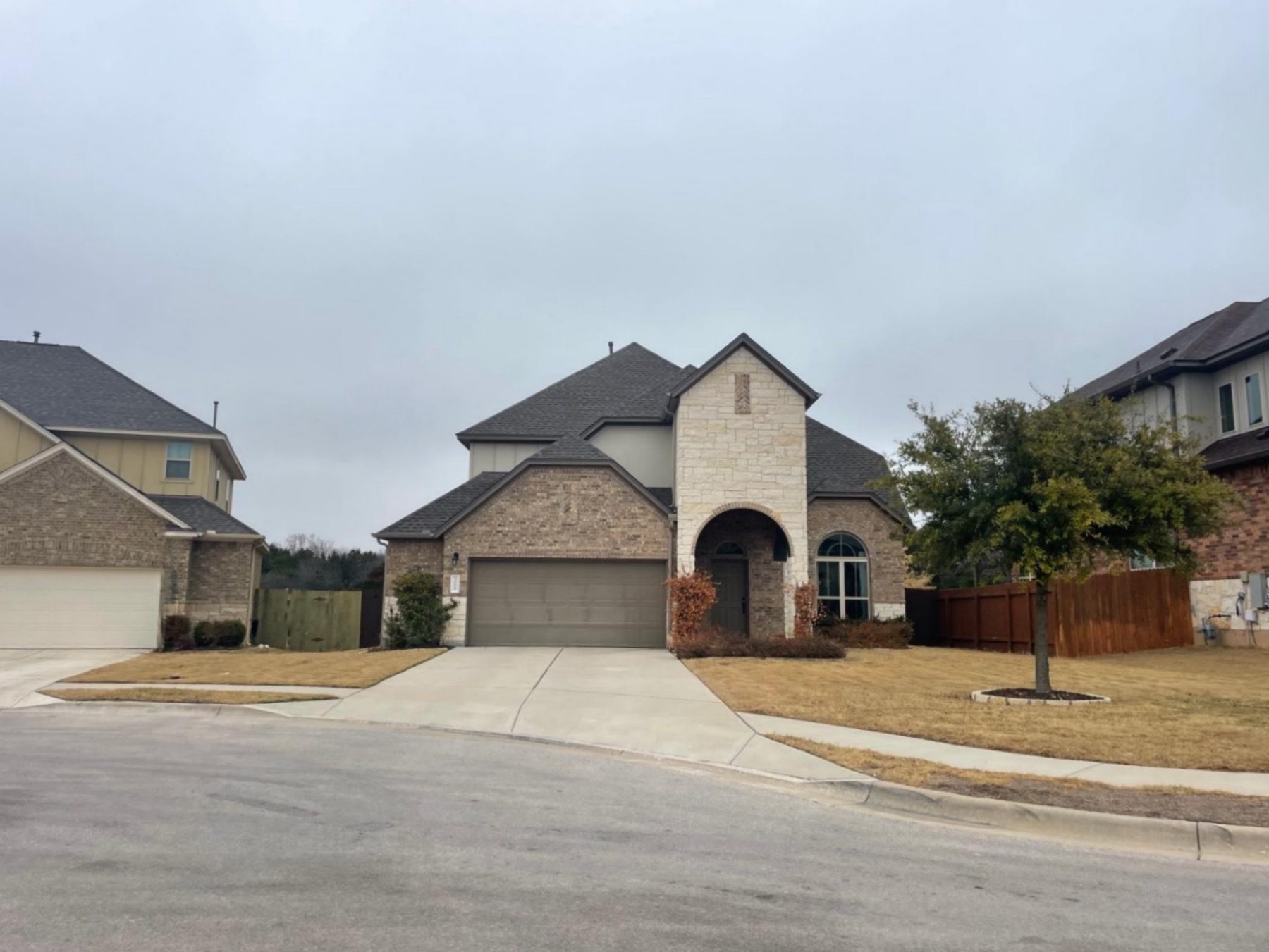 scottsdale crossing leander cul de sac home