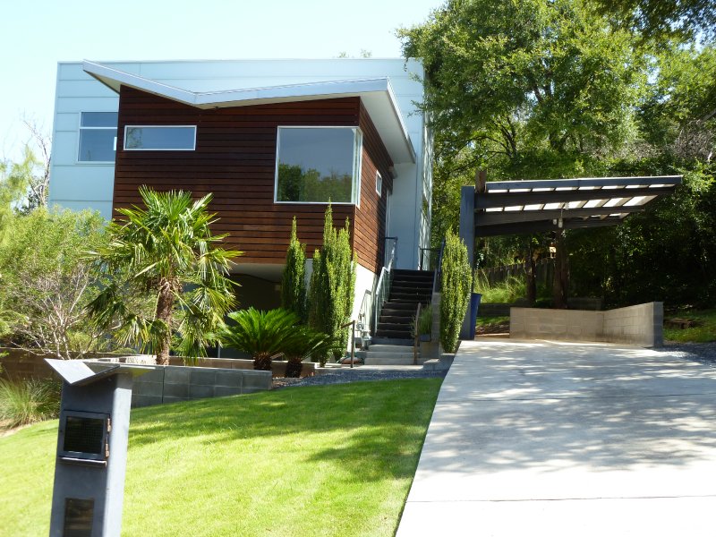 barton hills south austin neighborhood guide