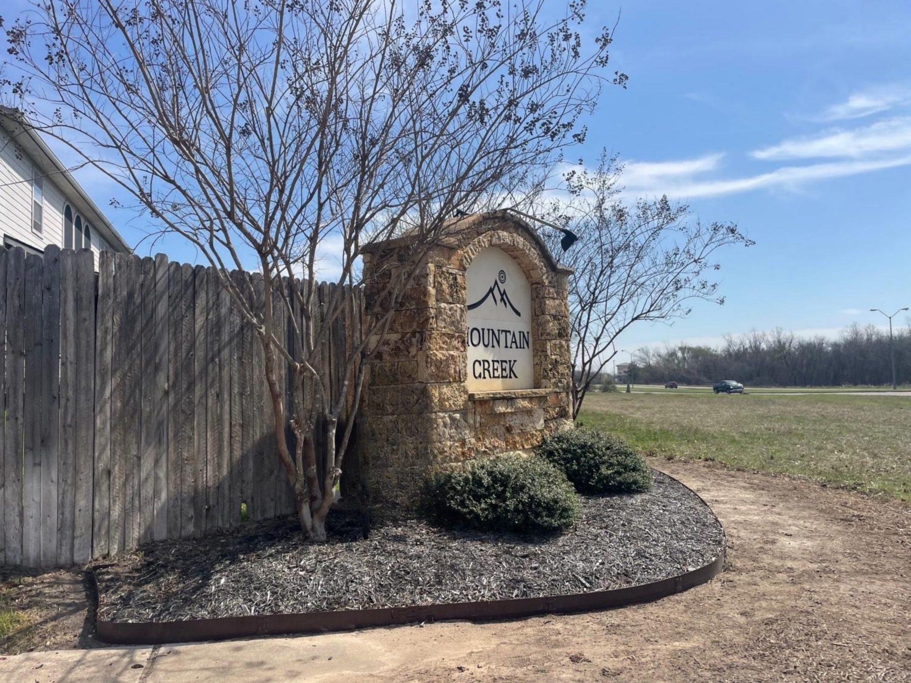 mountain creek pflugerville neighborhood guide