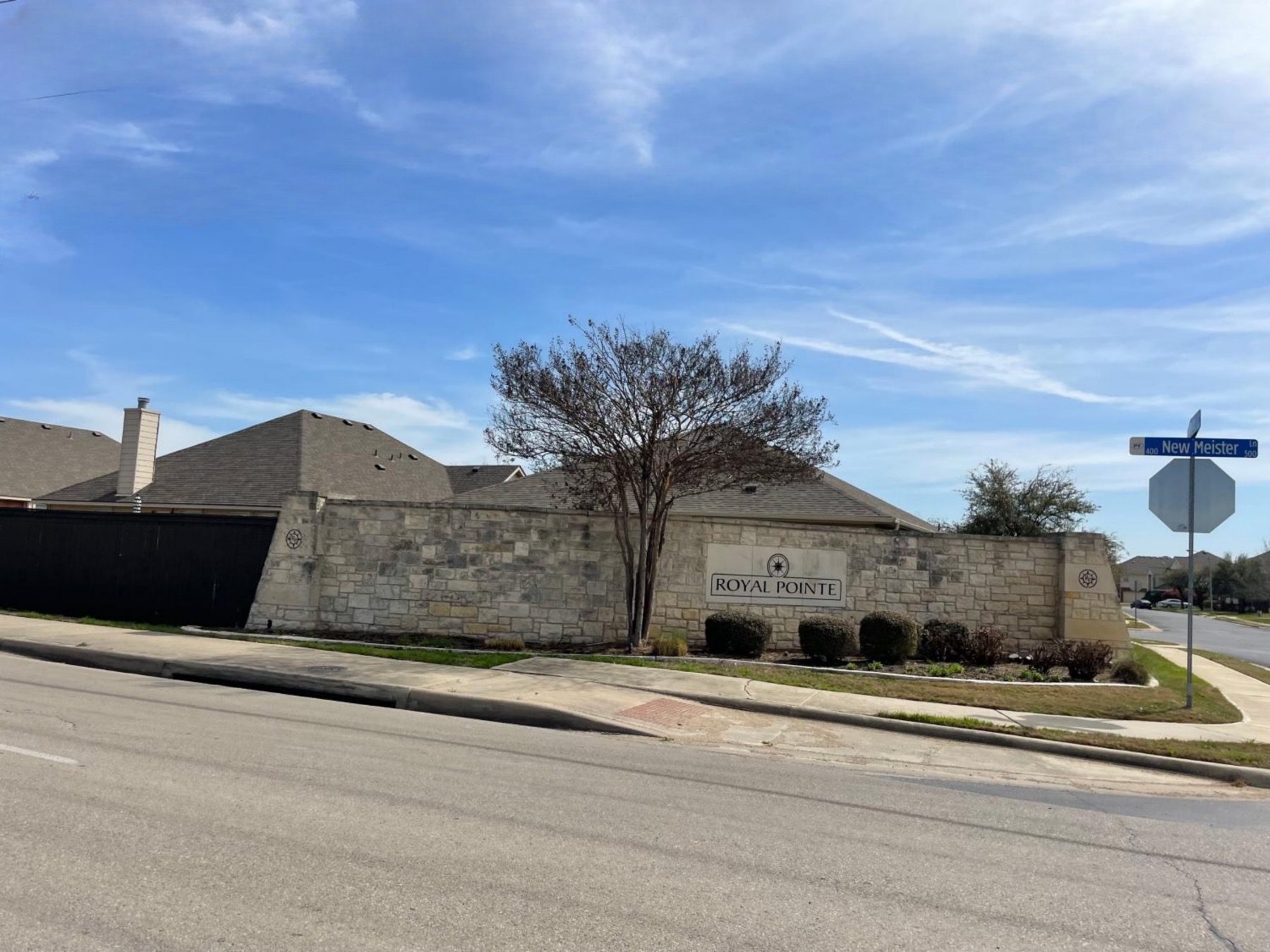 royal pointe pflugerville neighborhood guide