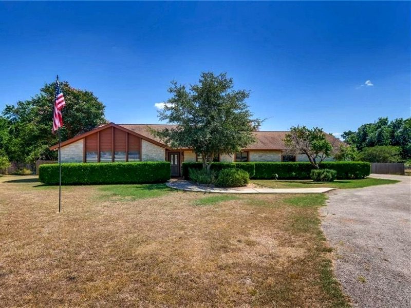 oak springs dripping springs neighborhood guide