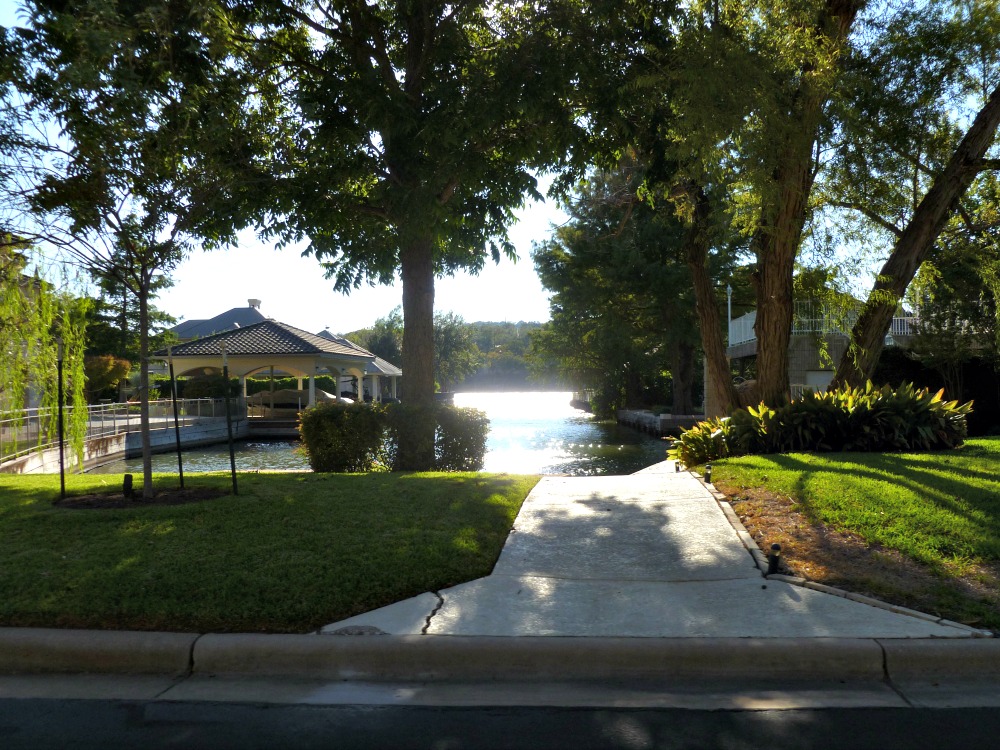 78731 neighborhoods island mt bonnell shores