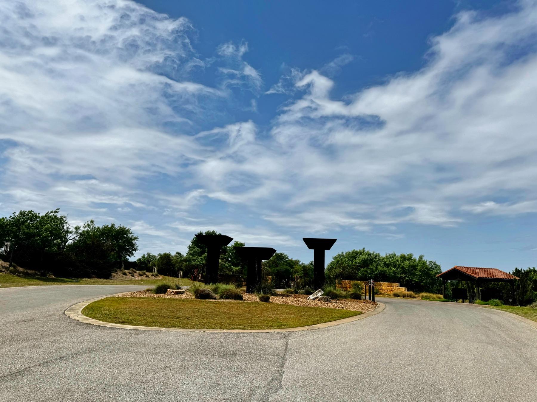 bee creek estates spicewood entrance