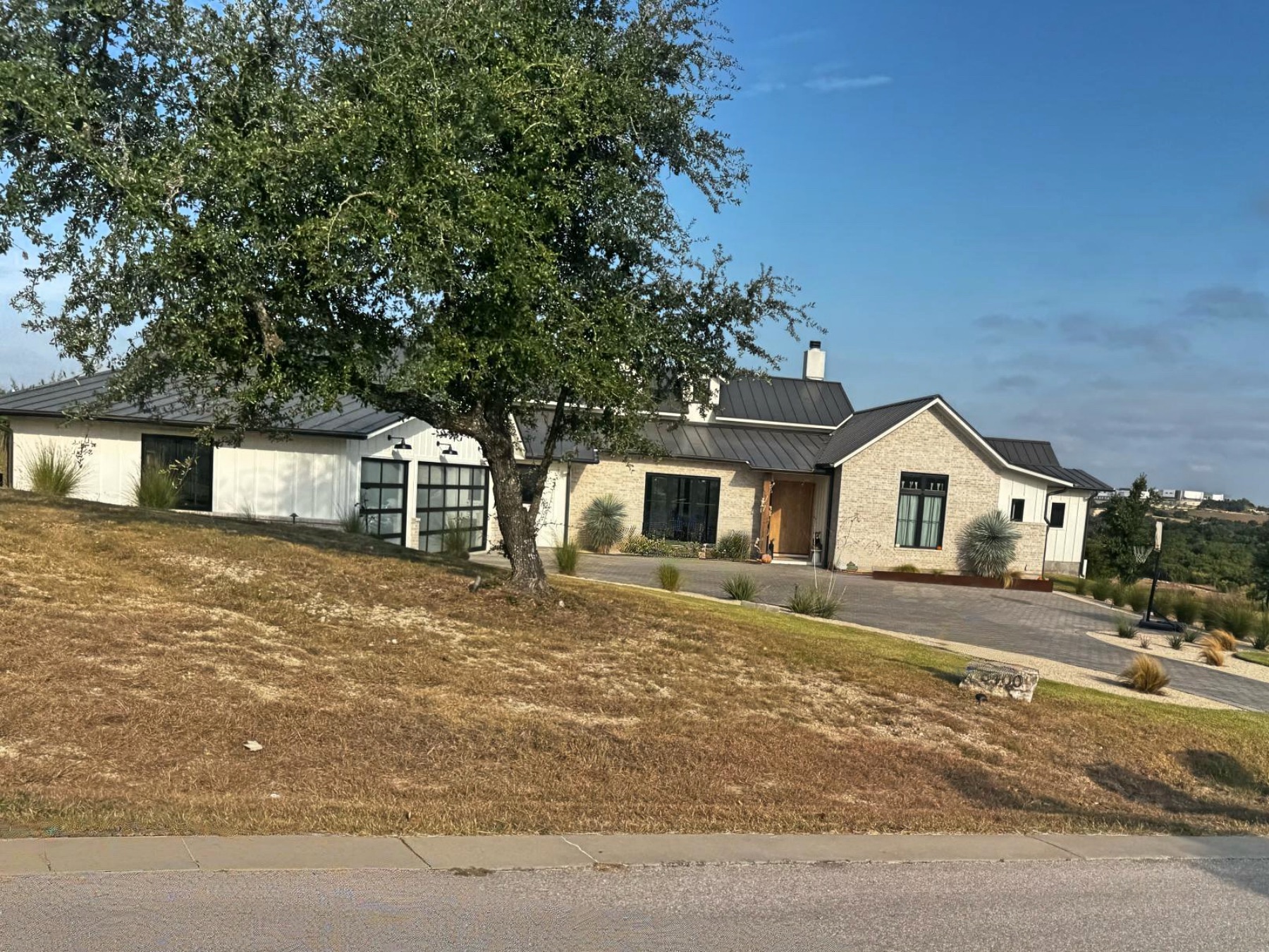 Austin Texas luxury home Creeks Edge