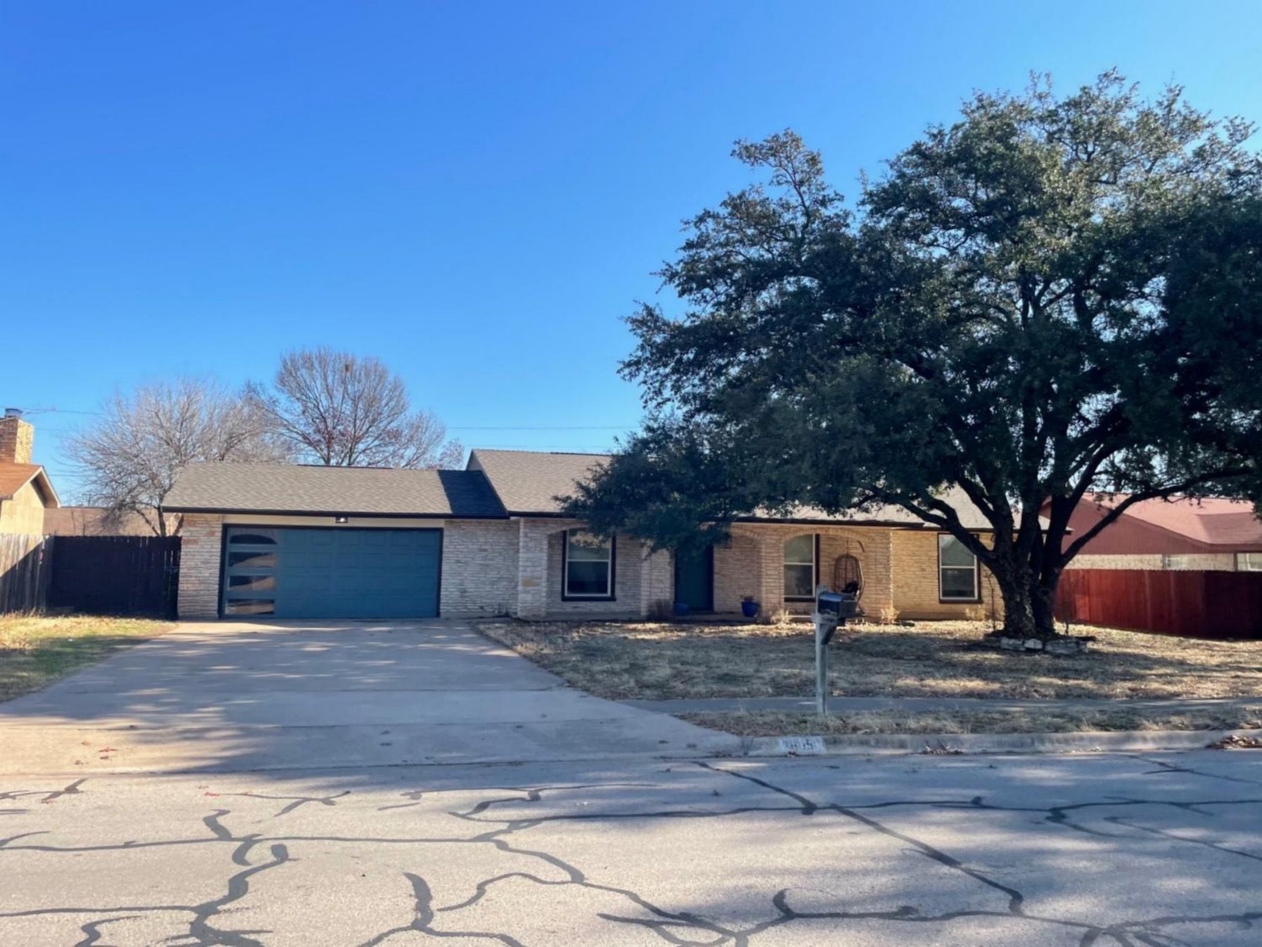 egger acres one story brick home Round rock tx