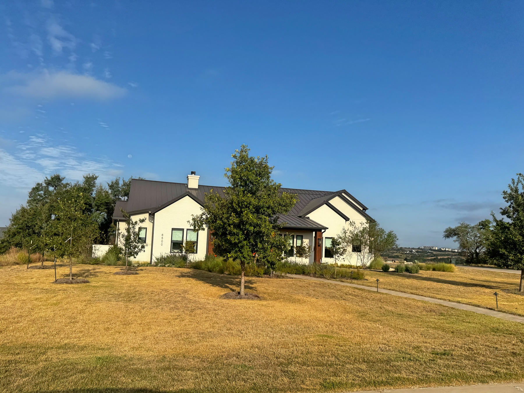 luxury home on acreage lot creeks edge Austin TX