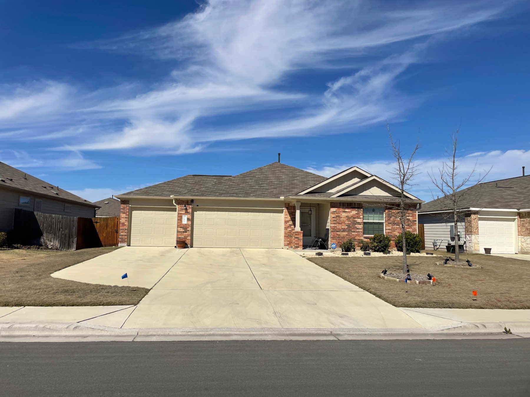 cool springs home 3 car garage Kyle