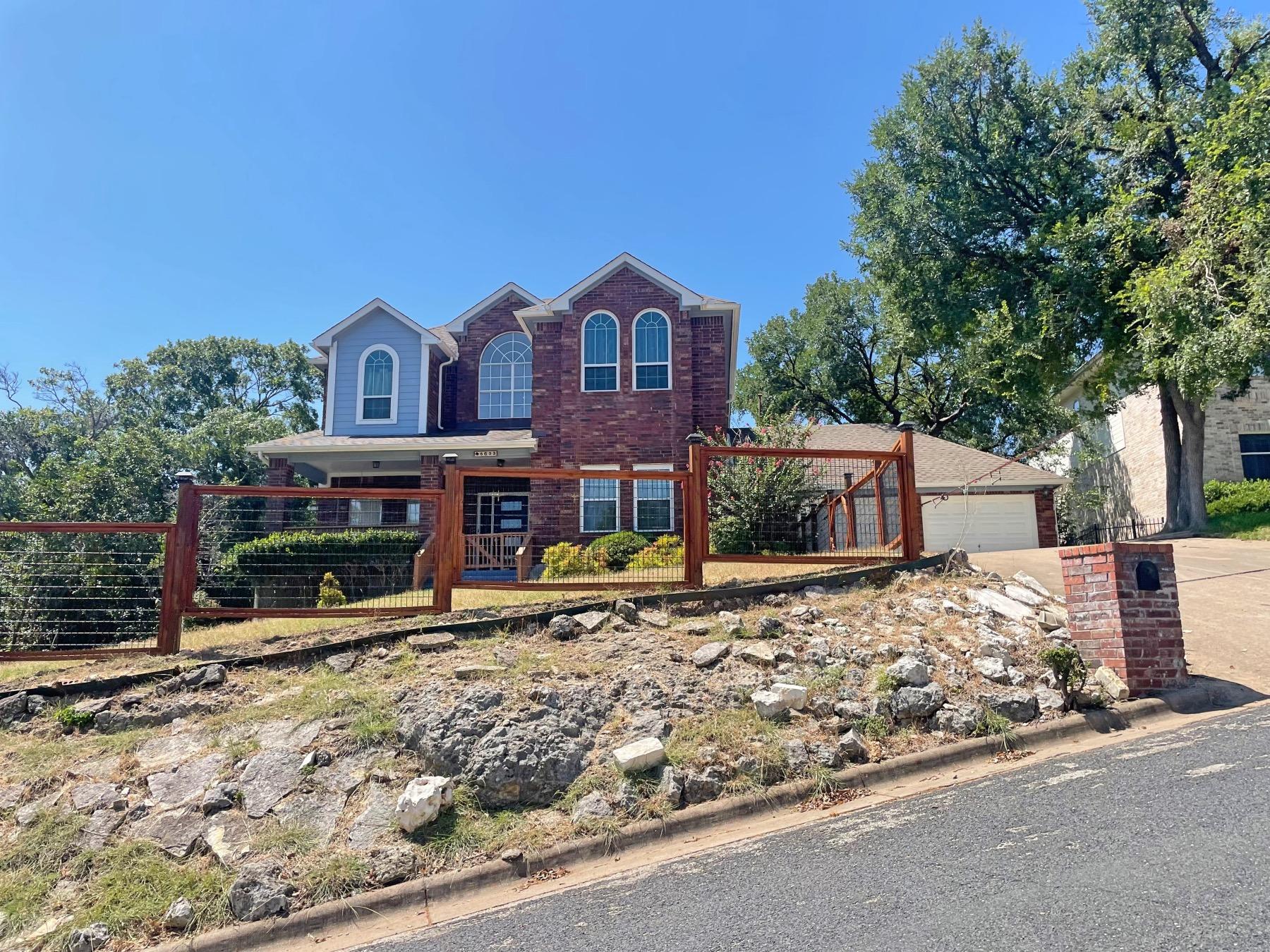cherry hill park brick siding home in Austin texas