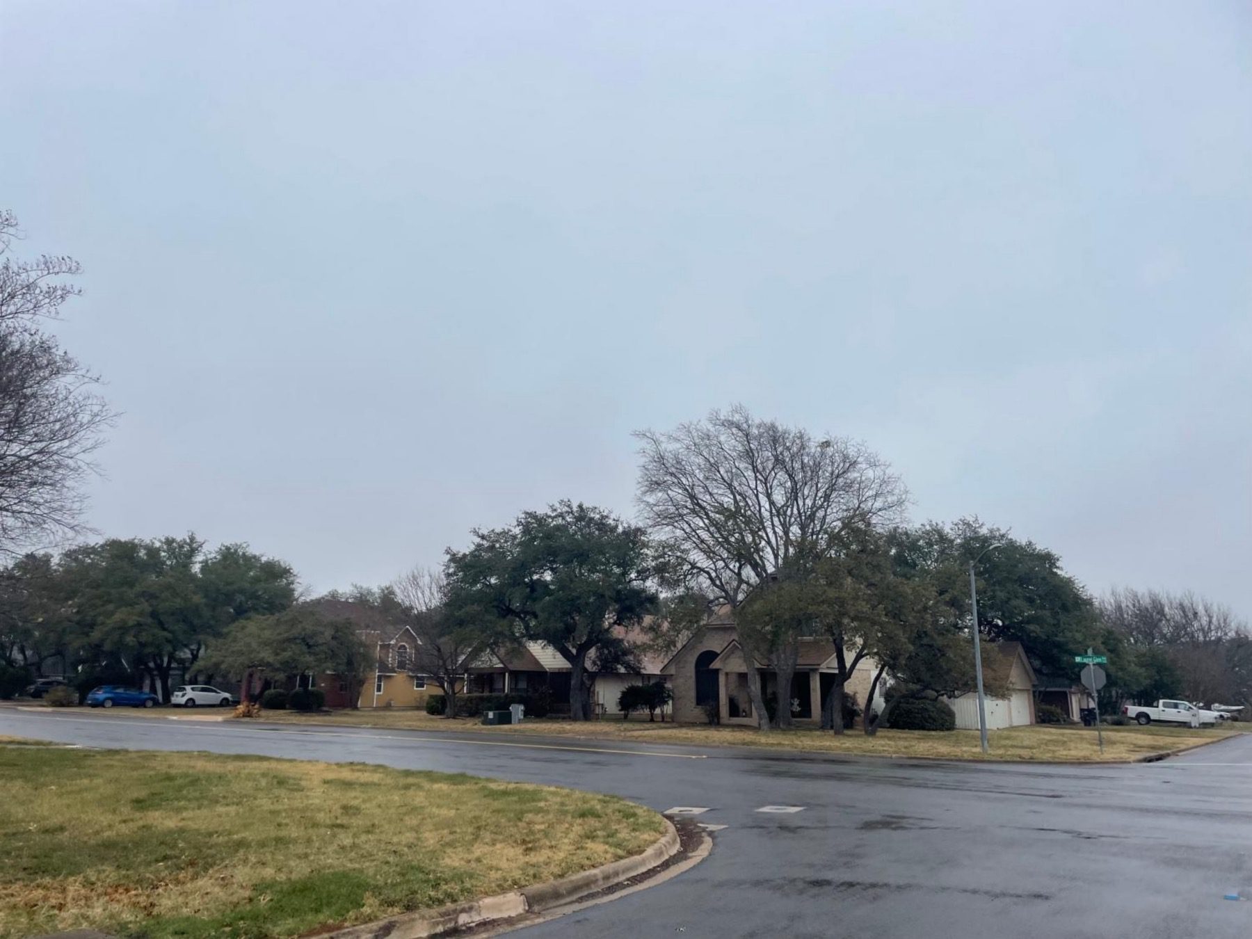 oak ridge neighborhood street in leander texas