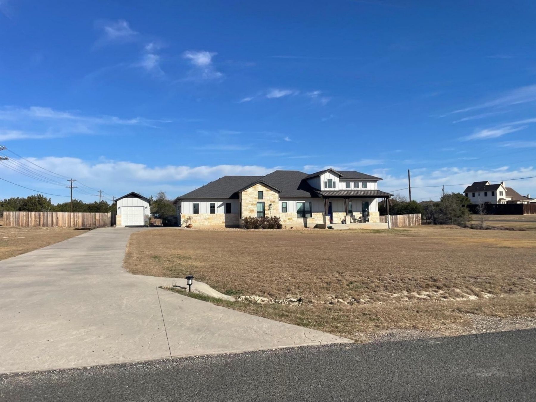 ancient oaks home with shop liberty hill