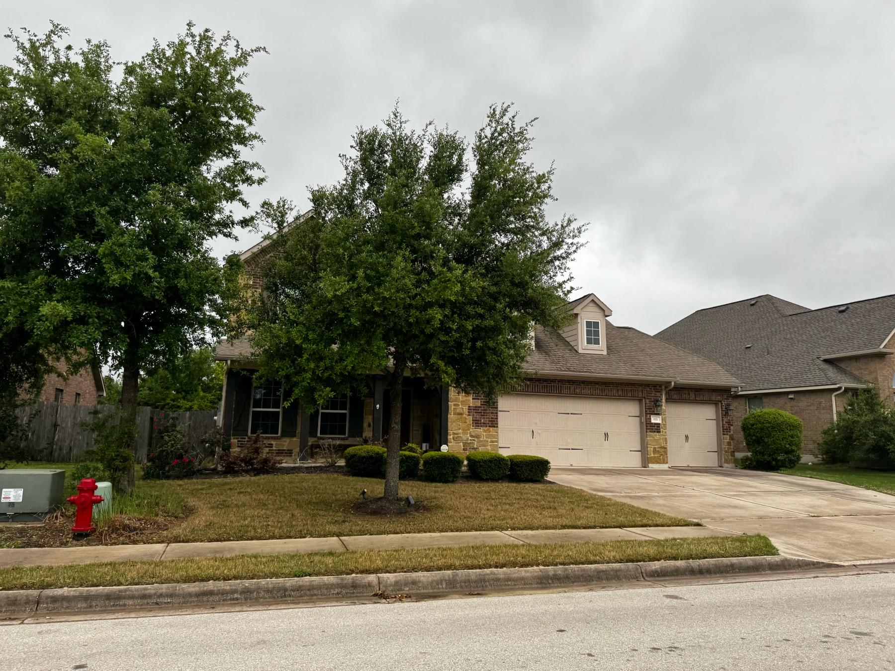 westside preserve buttercup creek home 3 car garage