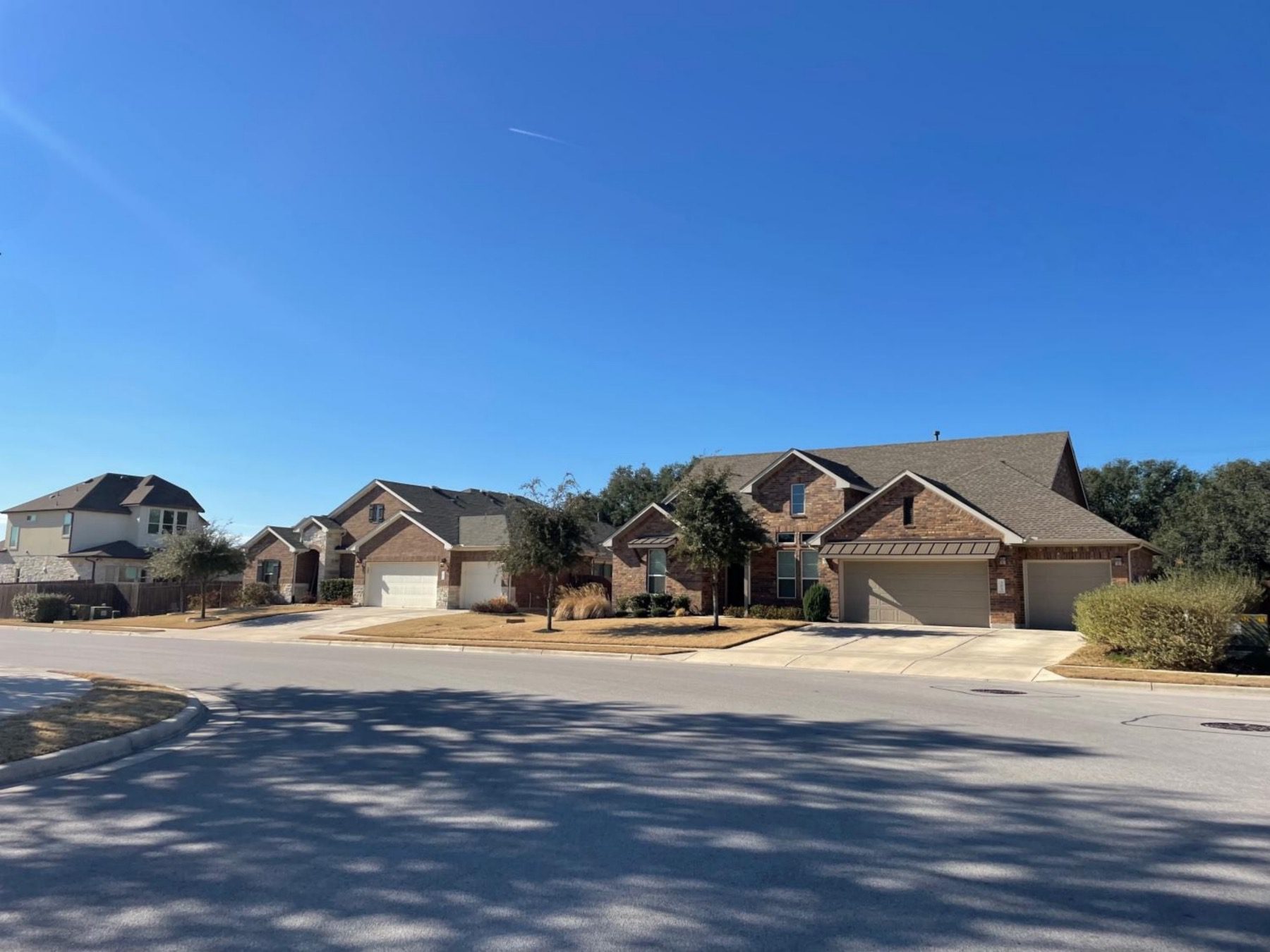 parkwest estates cedar park homes on neighborhood street