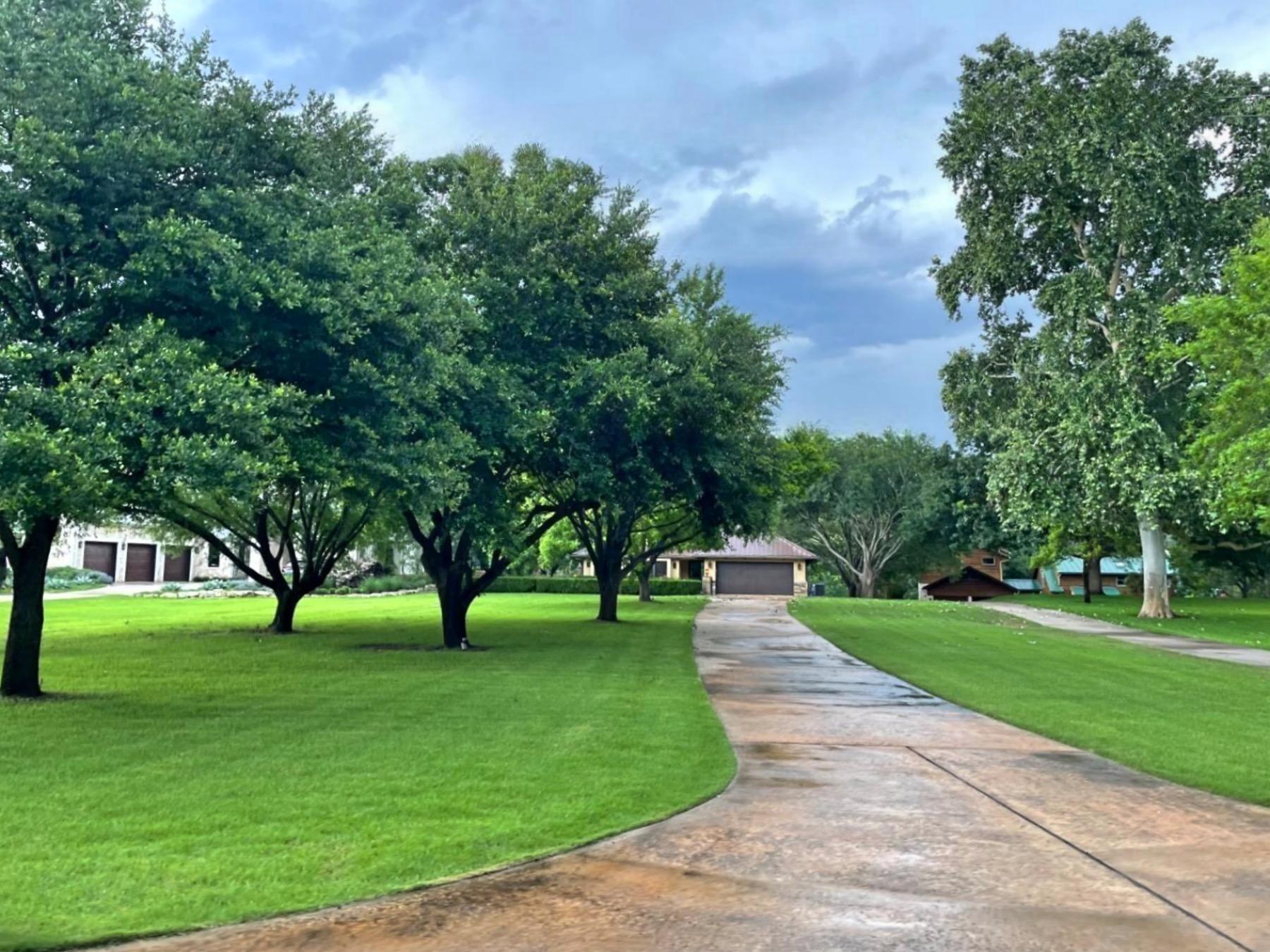 home in horseshoe bend estates Austin