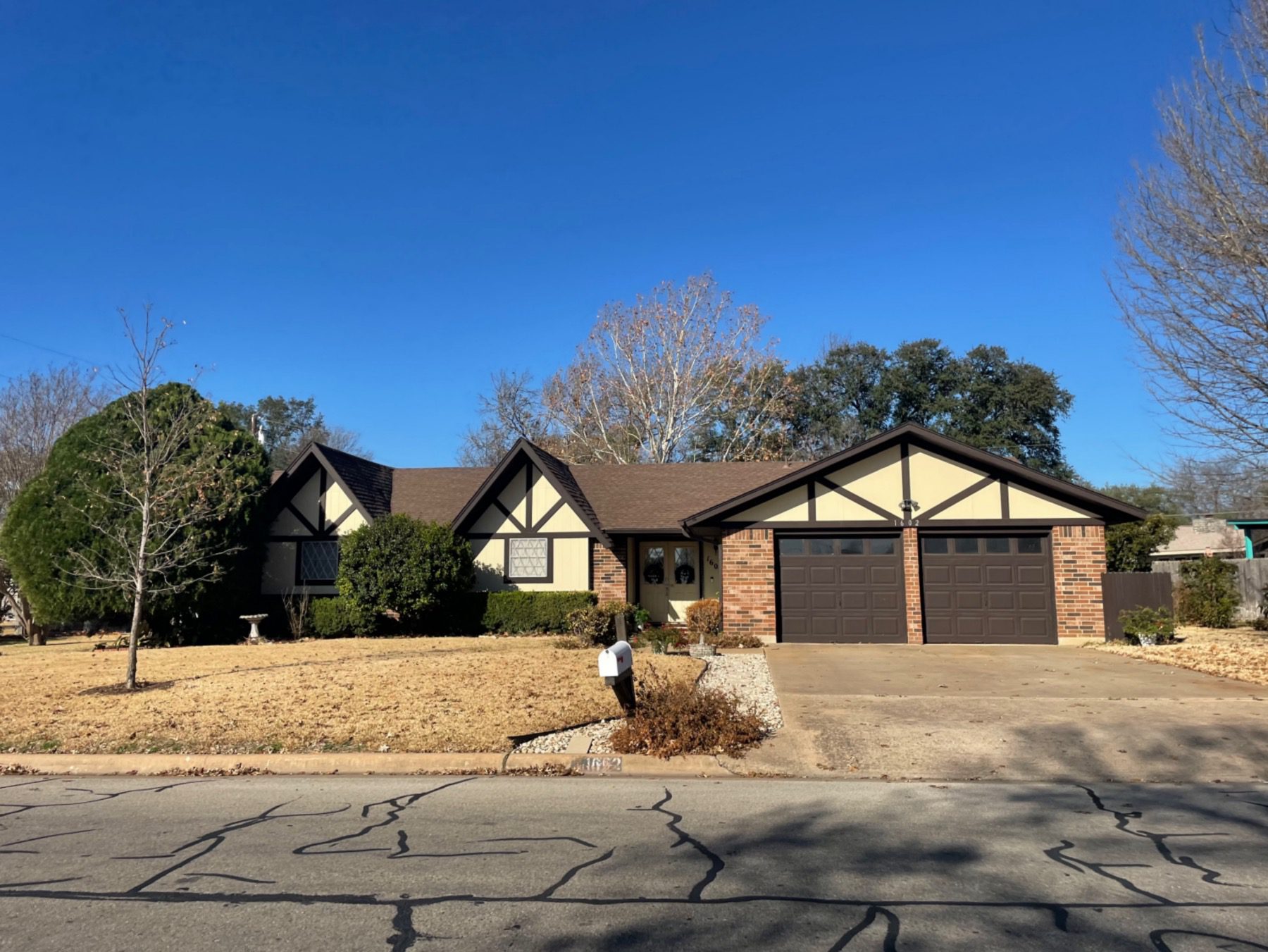 egger acres round rock one story brick stucco home