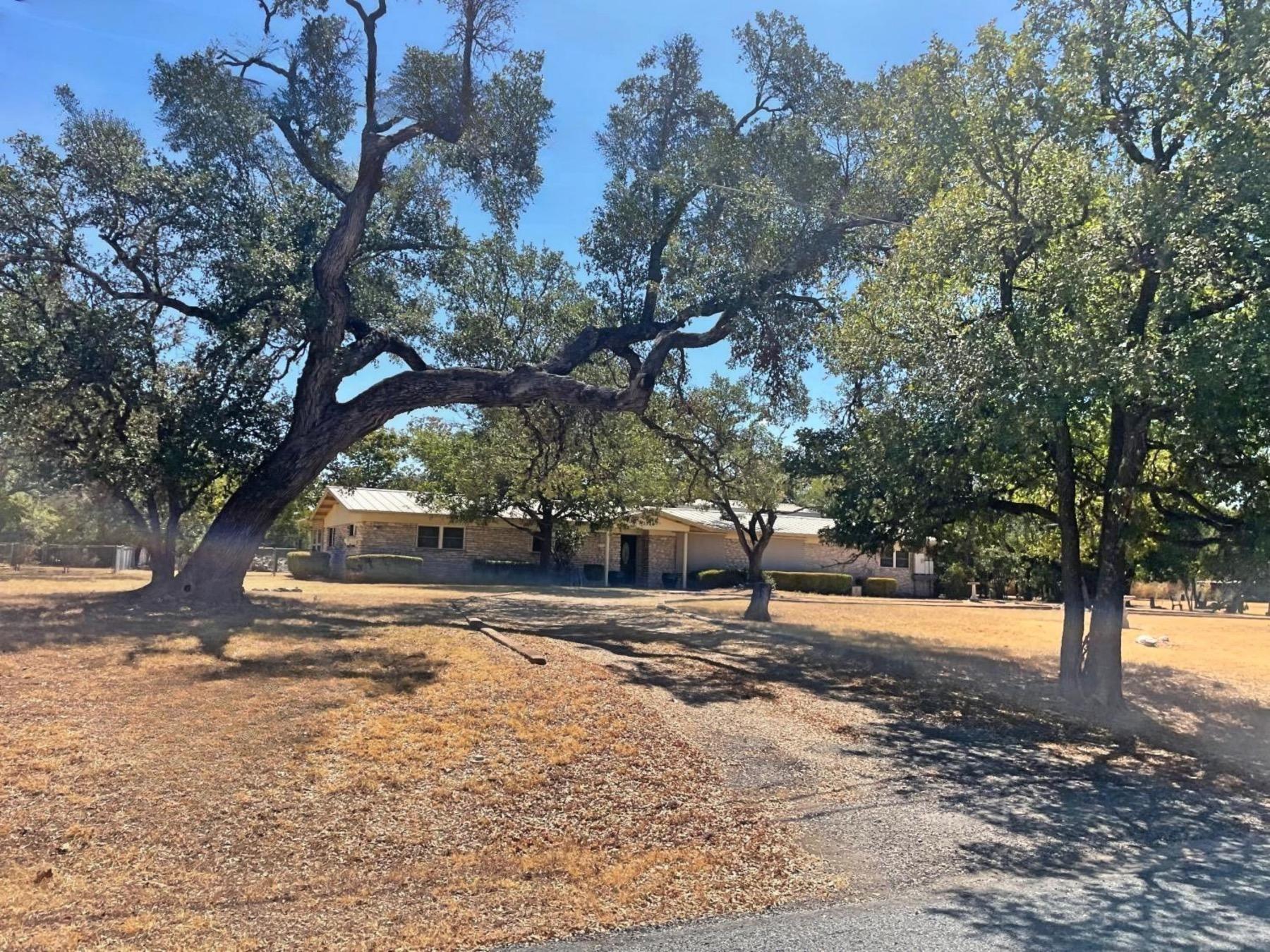 palomino park home on acreage lot Austin tx 78748