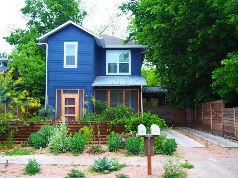most walkable neighborhoods in austin east cesar chavez