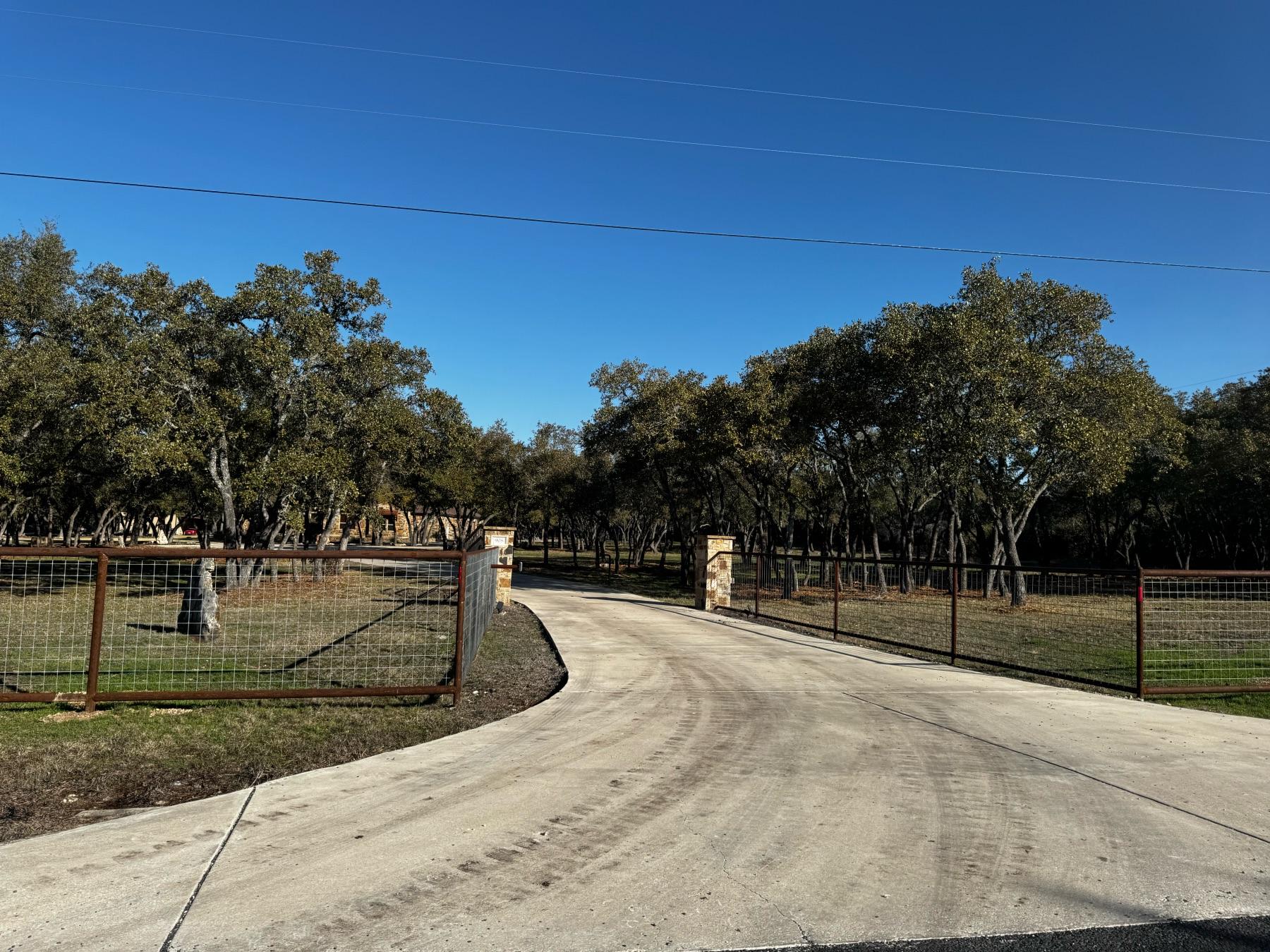 home behind gate whisper wood georgetown