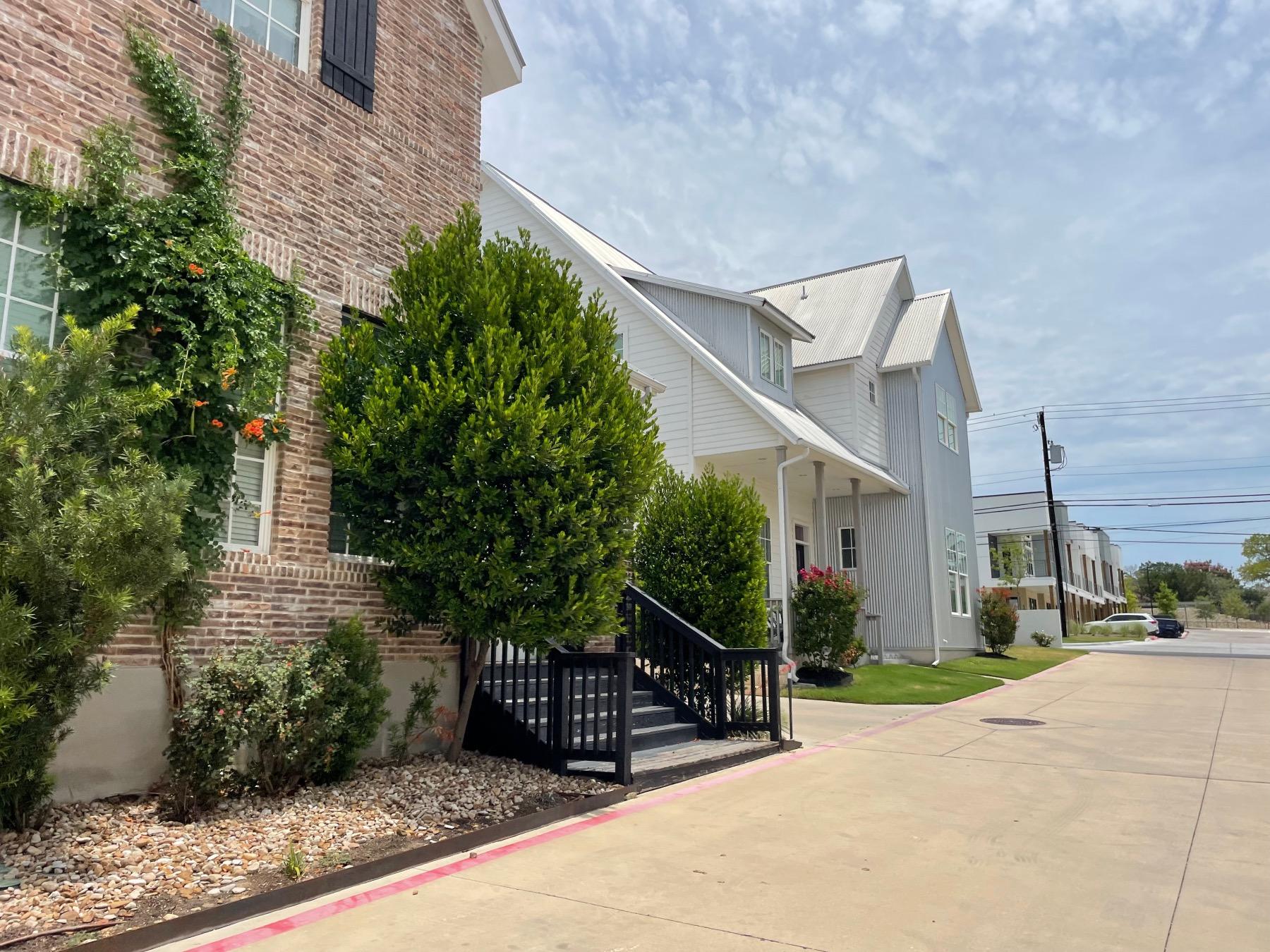 brick home in springdale creek Austin texas
