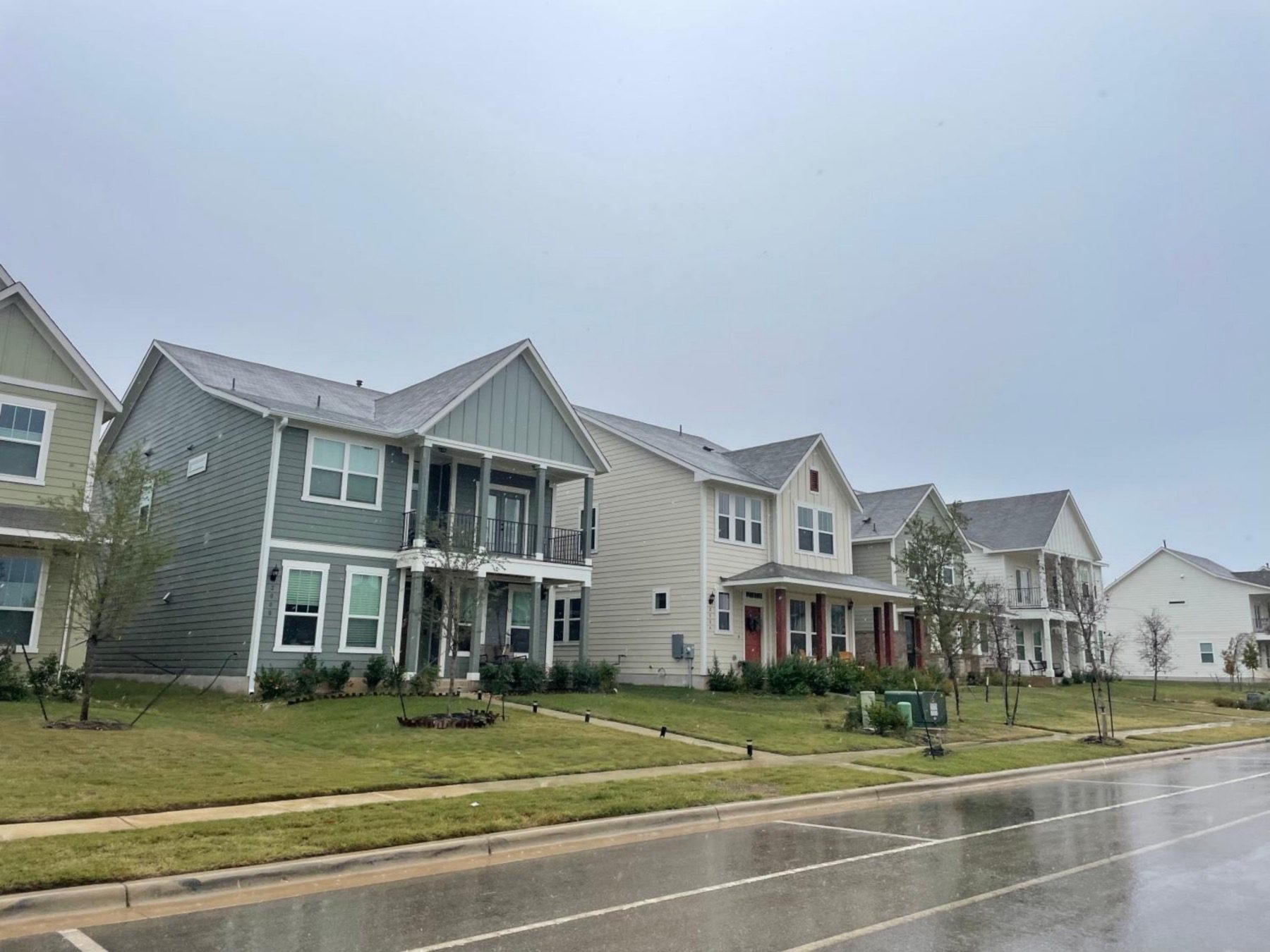 homes in mockingbird park