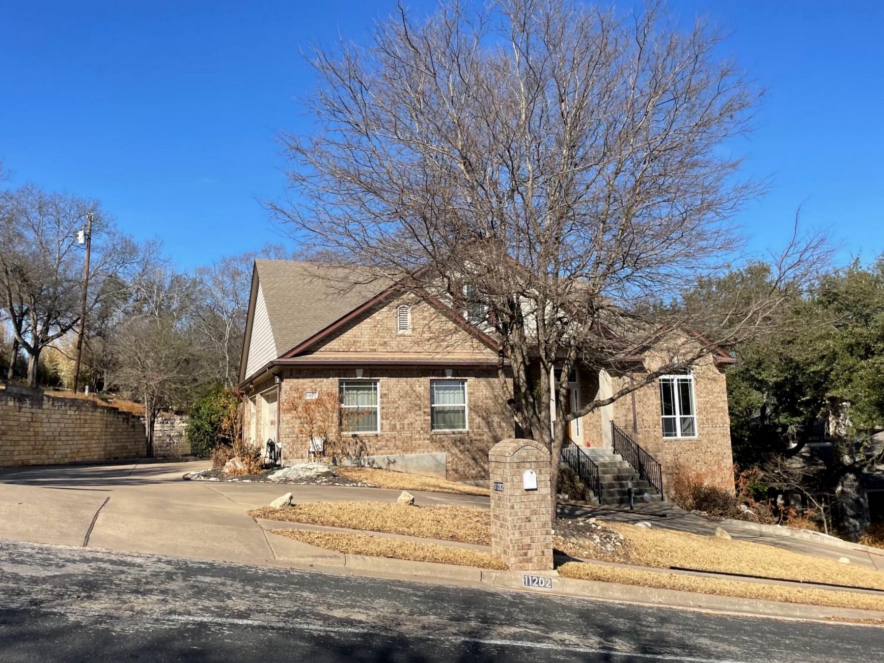 Austin home on slope Anderson Mill estates 78726