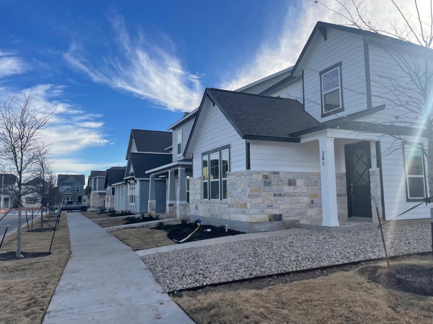 cottages in retreat at hero way leander