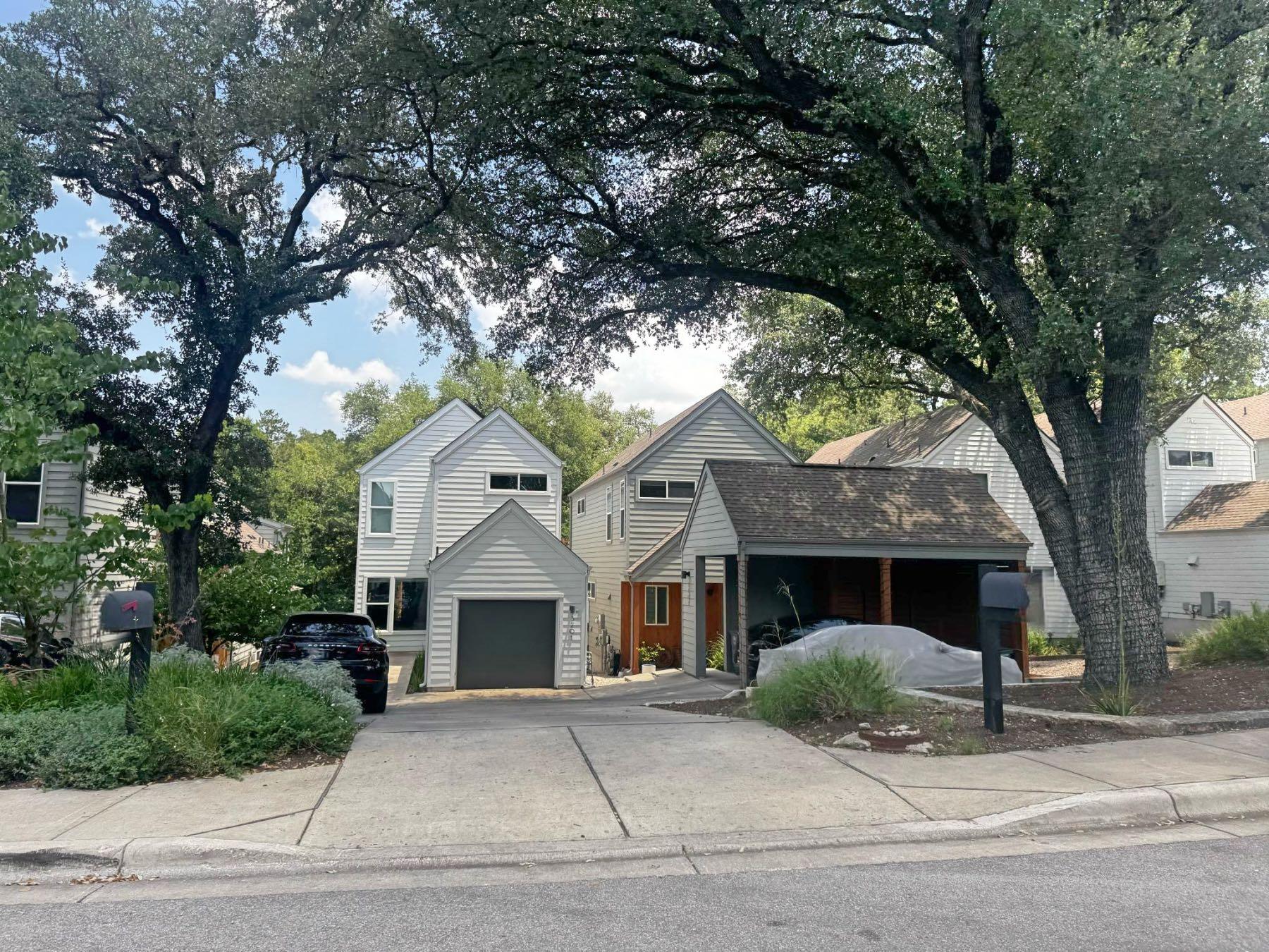 lightsey ridge home with garage Austin tx