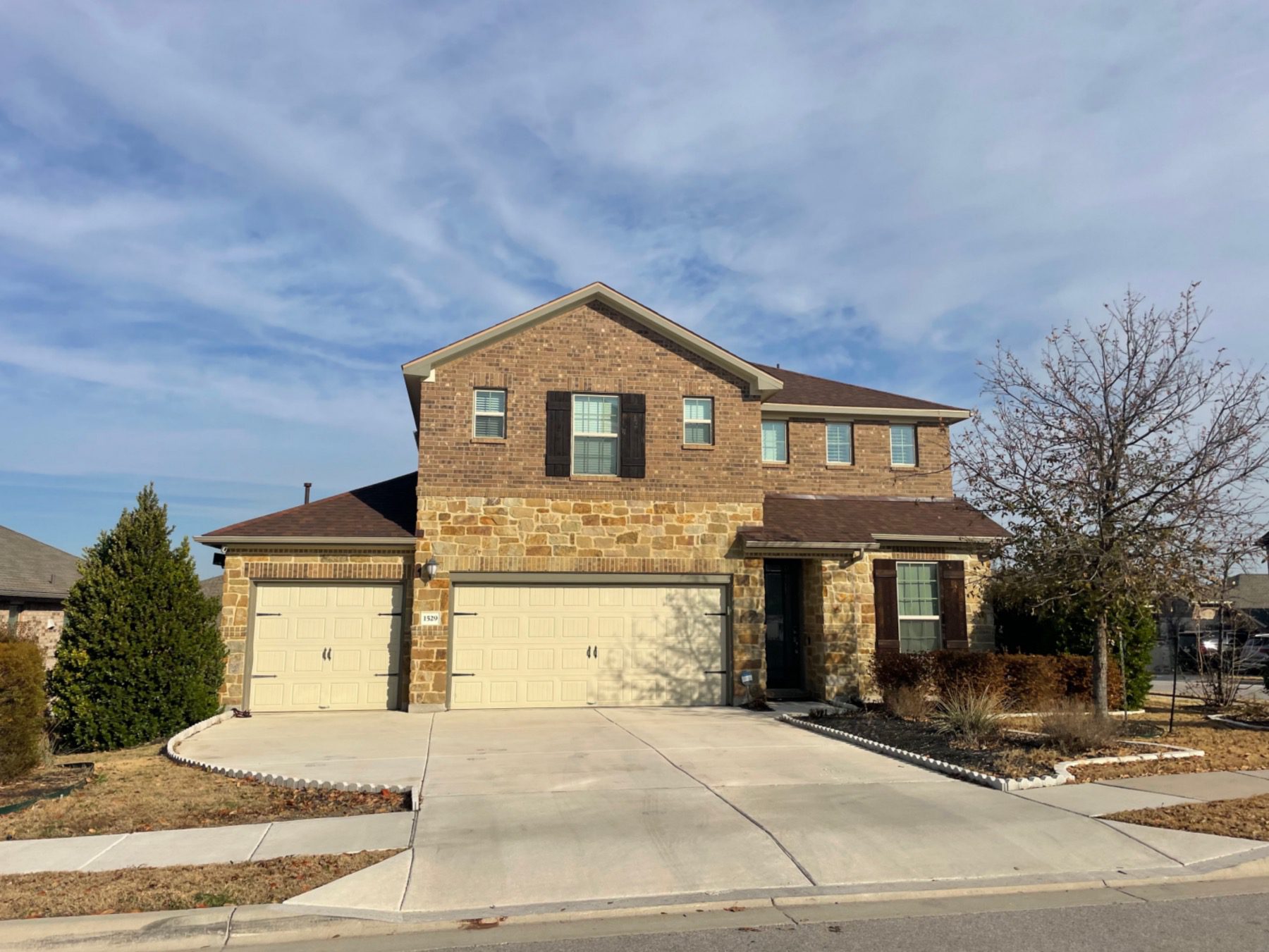 stewart crossing 2 story home on corner lot in leander texas 78641