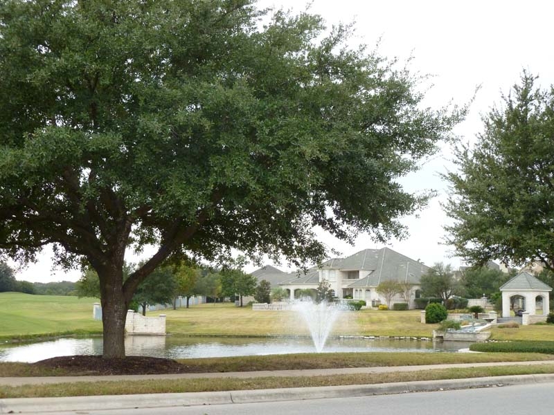 gated communities in round rock forest creek