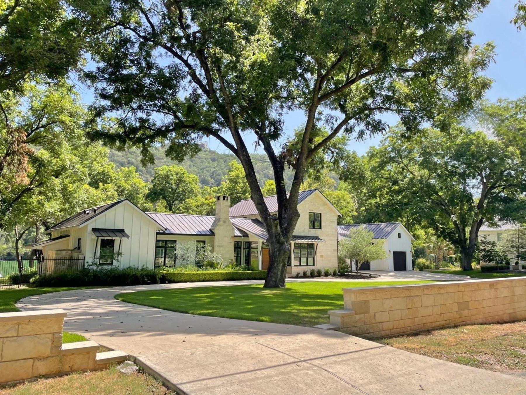 cebar ranch waterfront estate in Austin tx 78733