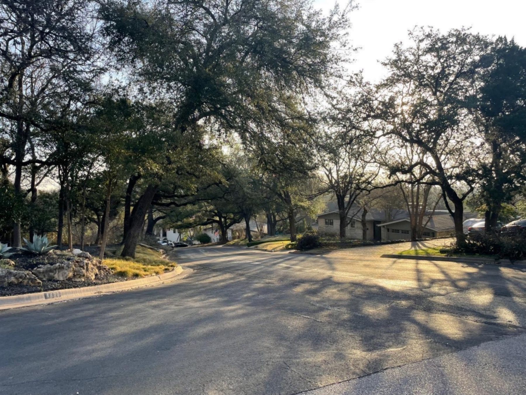 balcones park neighborhood street in Austin tx 78731