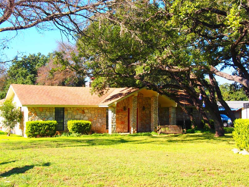 Home in Buda Leisurewoods