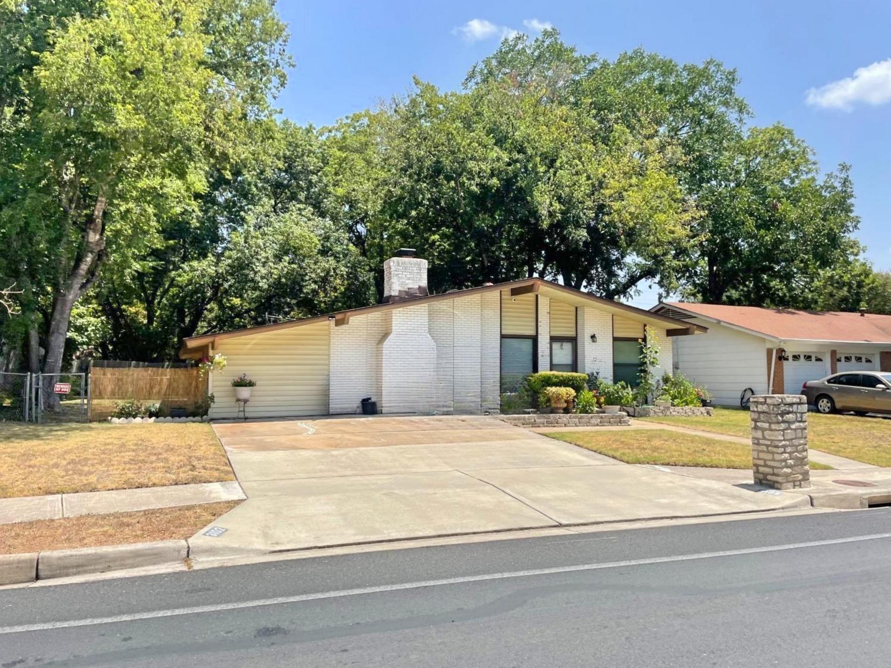 78723 home in Windsor park