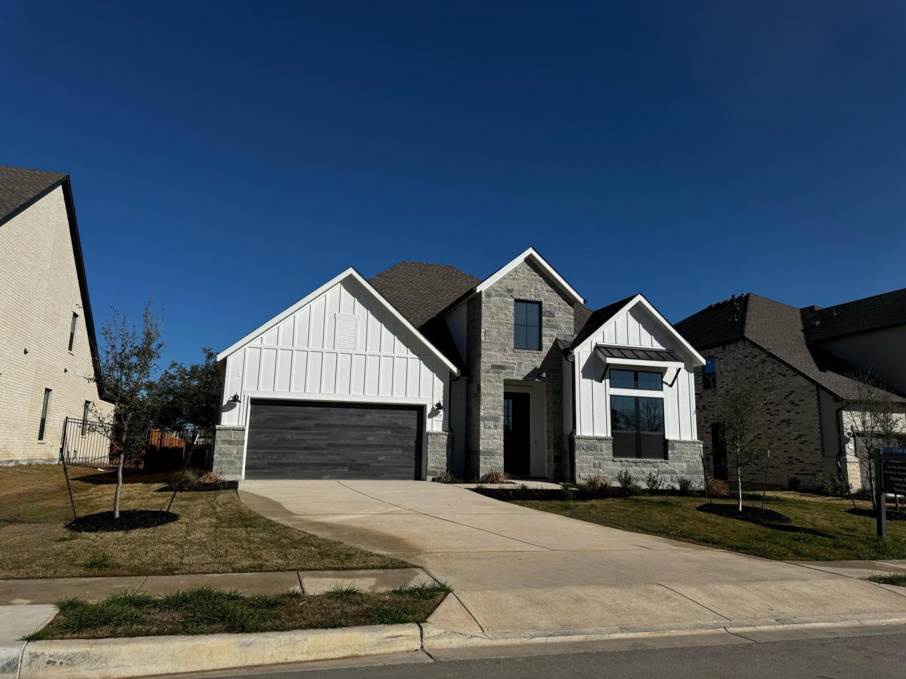 luxury home hidden creeks lakewood park 78613 cedar-park