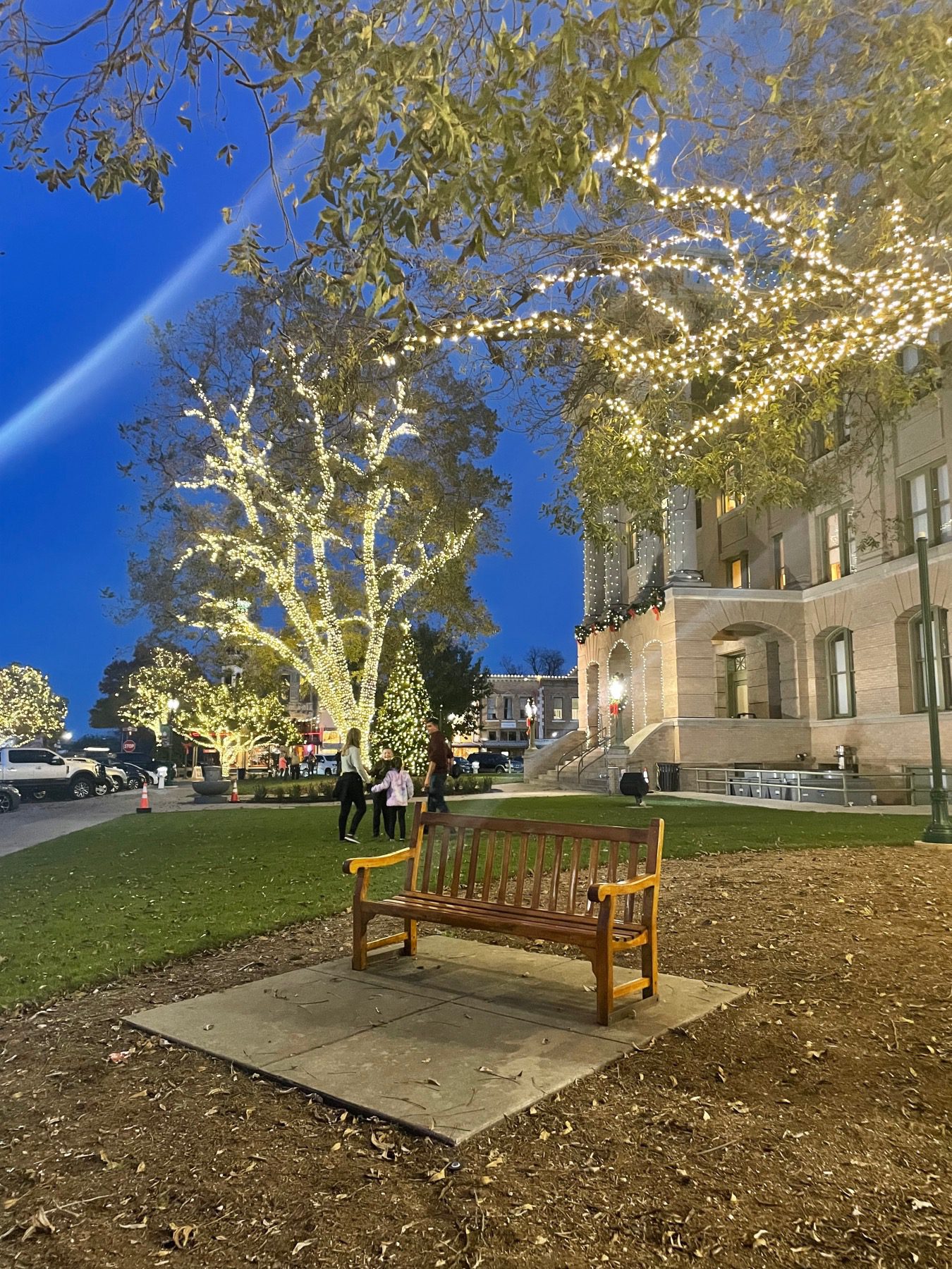bench on georgetown square