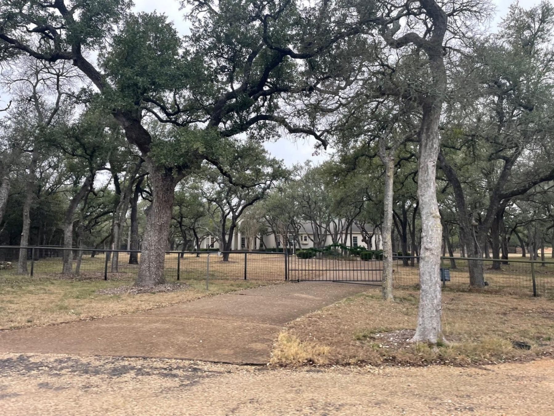 cedar hollow crossing gated estates in Georgetown