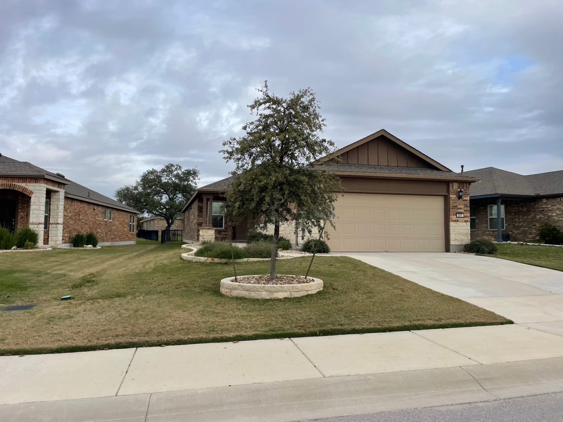 newer home in sun city georgetown tx
