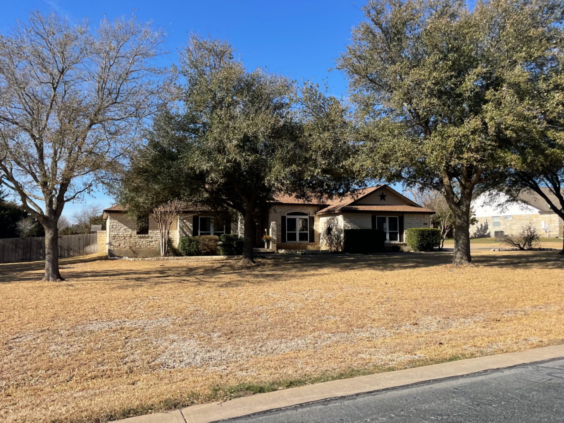 liberty hill neighborhoods with 1 acre lots Sundance estates