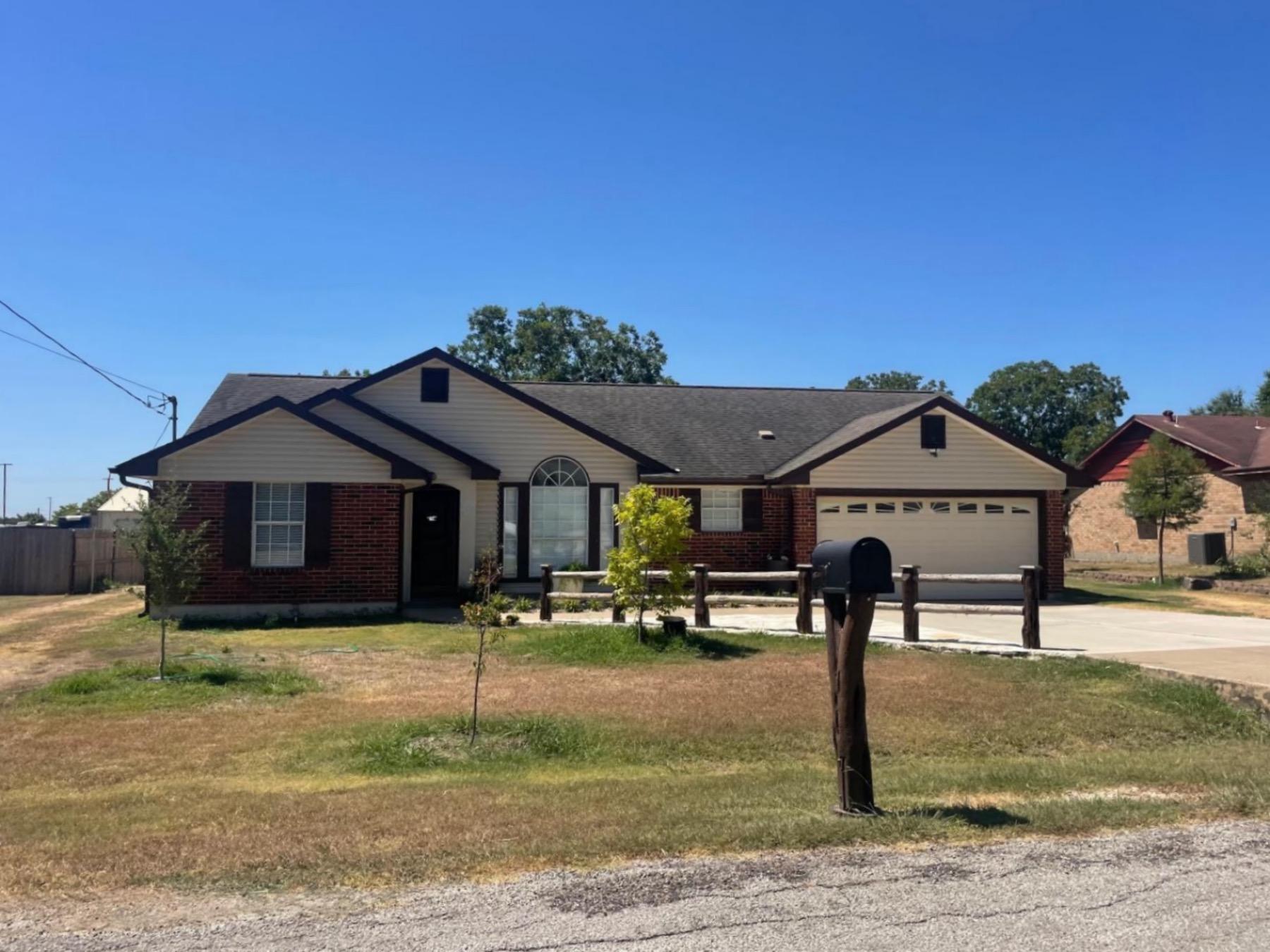 old west trail one story home buda texas