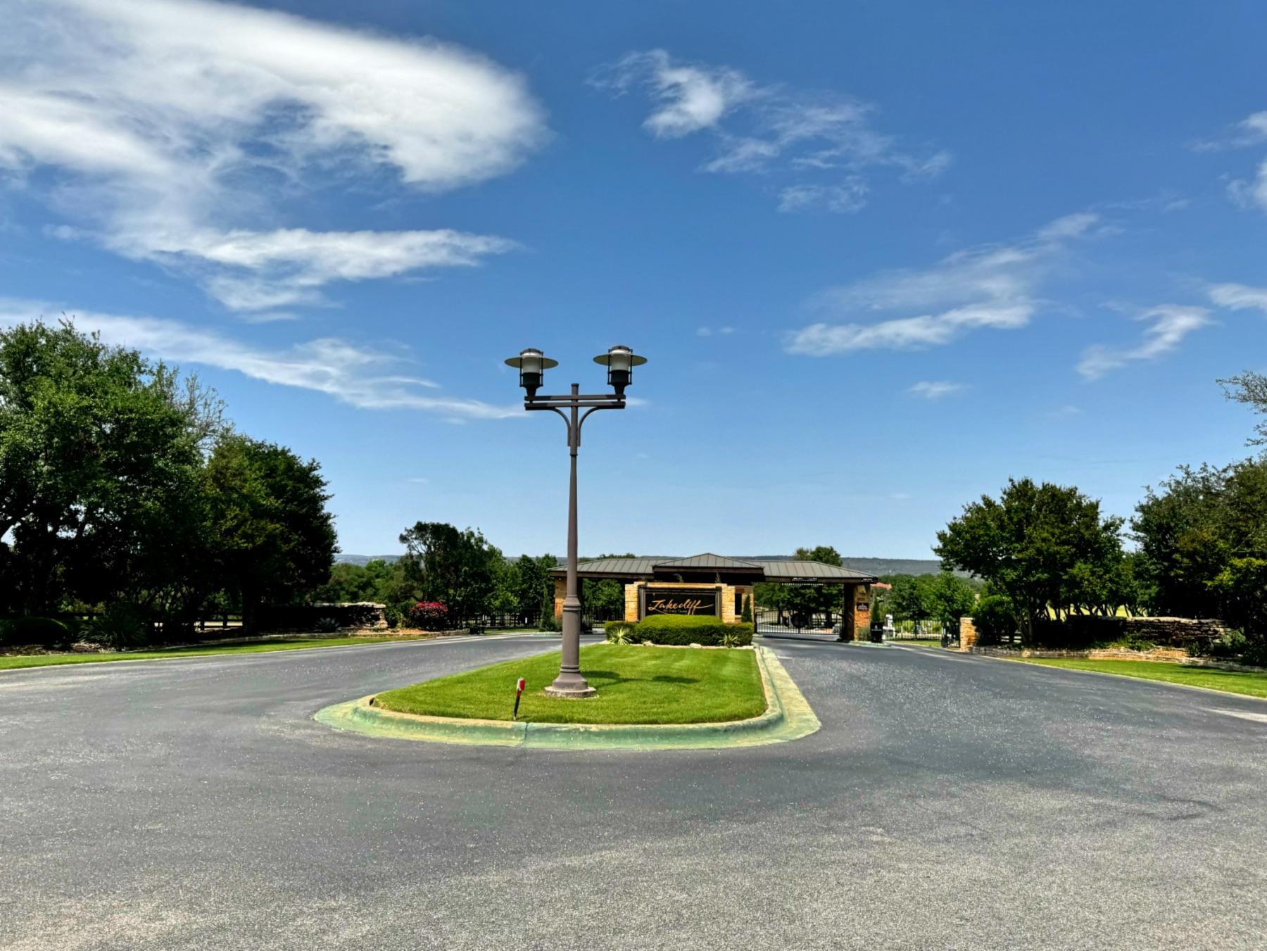 lakecliff spicewood gated entrance