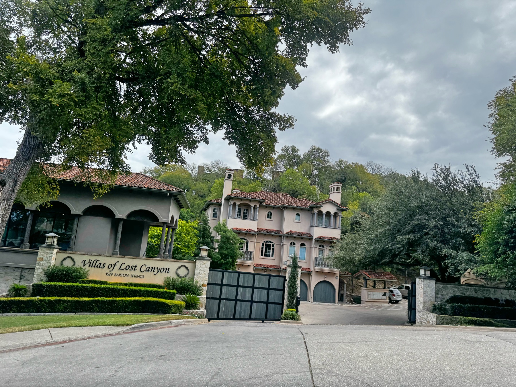 Villas of Lost Canyon South Austin Condos