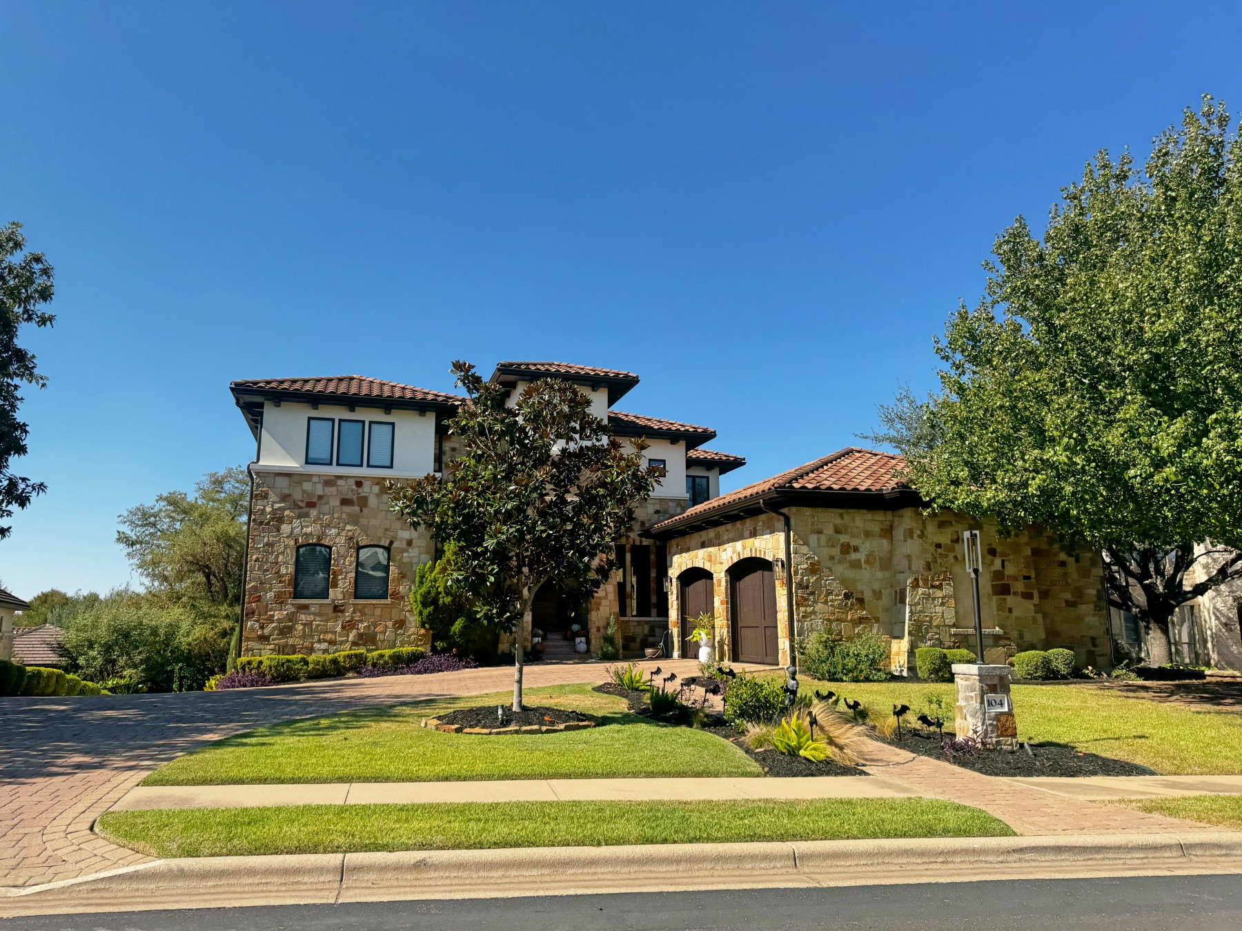 flintrock at hurst creek luxury home side entry garage