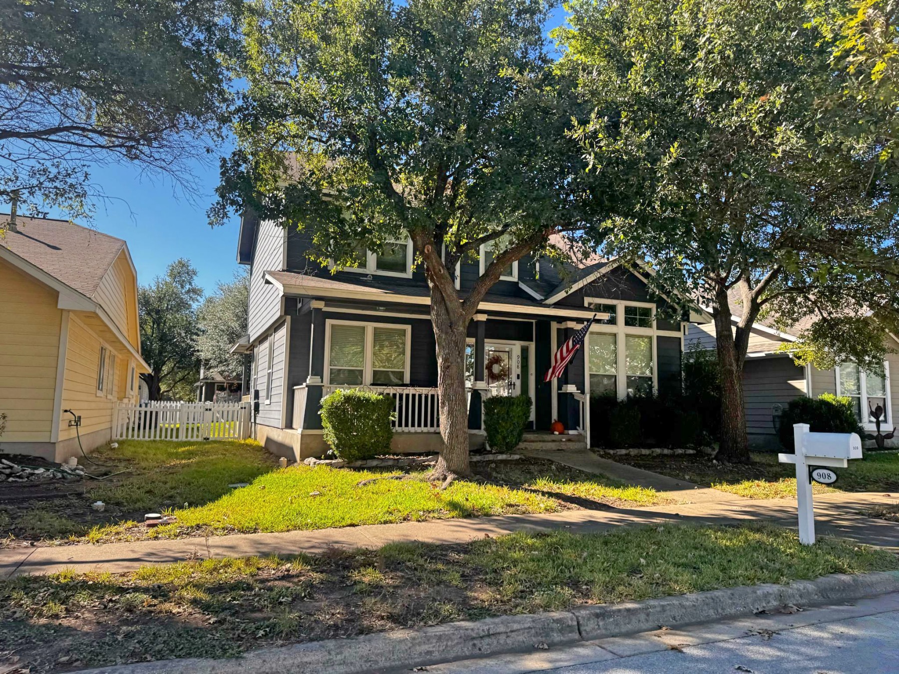 blue home in Forest Oaks Cedar Park 78613