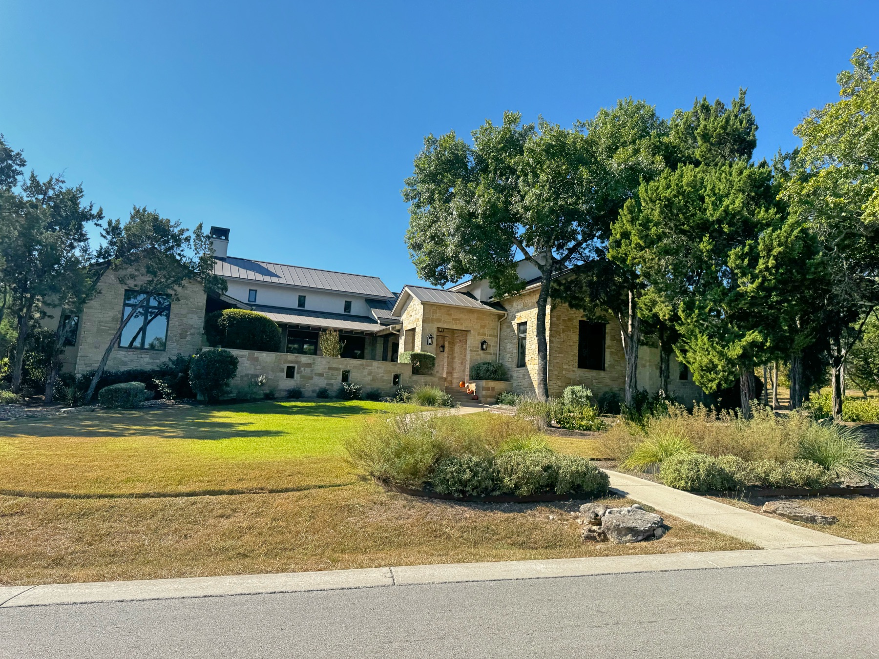 Luxury home on acreage lot in Spanish Oaks Austin TX