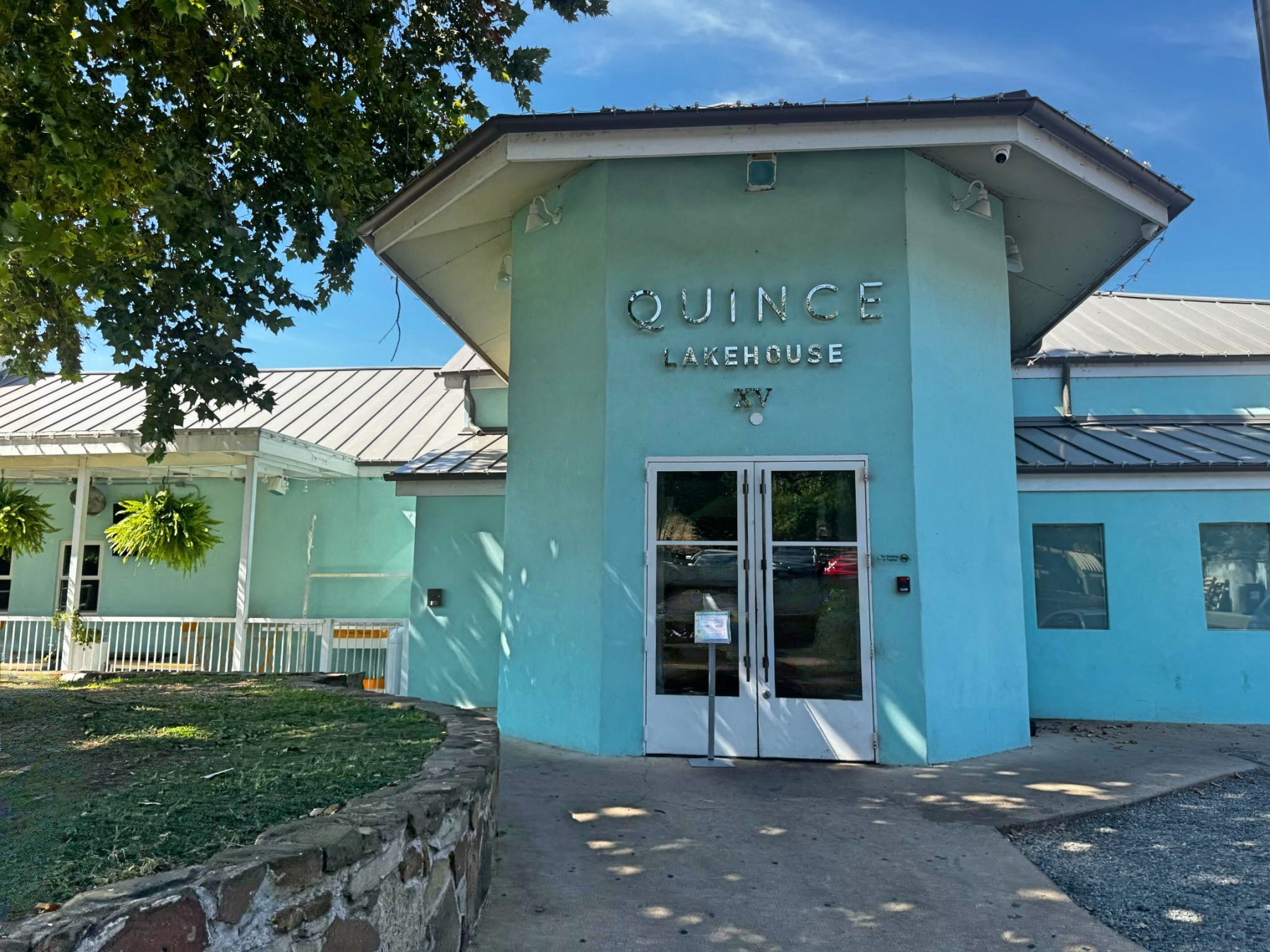 Quince Lakehouse Austin Oyster Landing