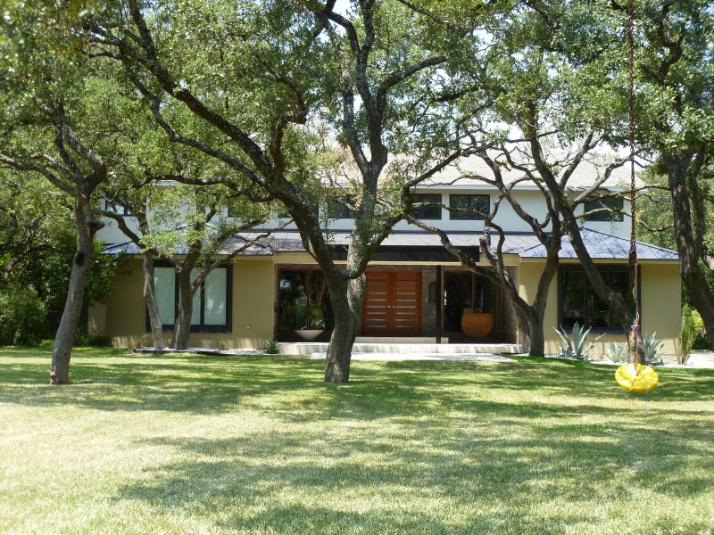 best Austin luxury neighborhoods for $2MM highland park west balcones