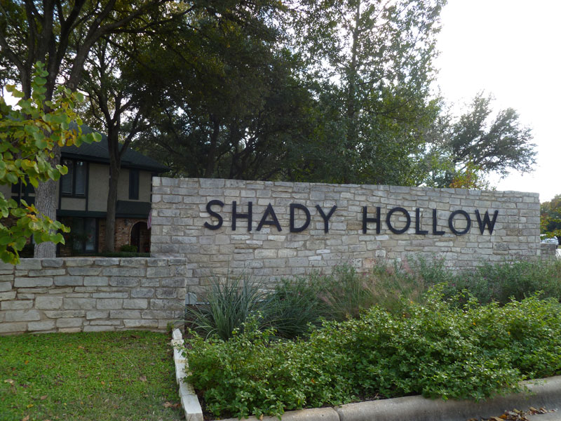 Austin neighborhoods with 1 acre lots estates of shady hollow