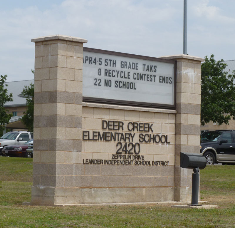 homes near Deer Creek Elementary School leander isd