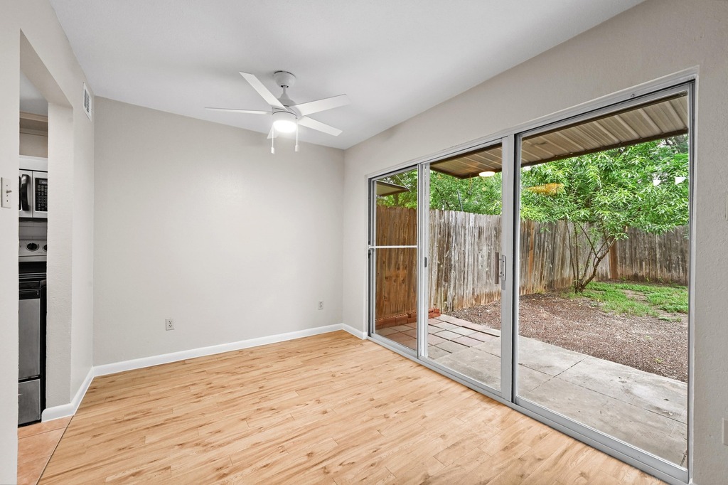 1800 Cinnamon Path B Austin TX 78704 Dining and Covered Patio