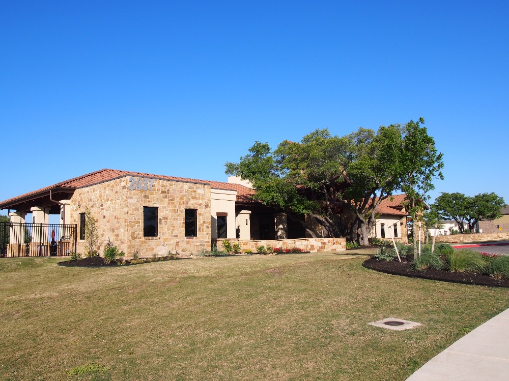 travisso austin neighborhoods best community amenities