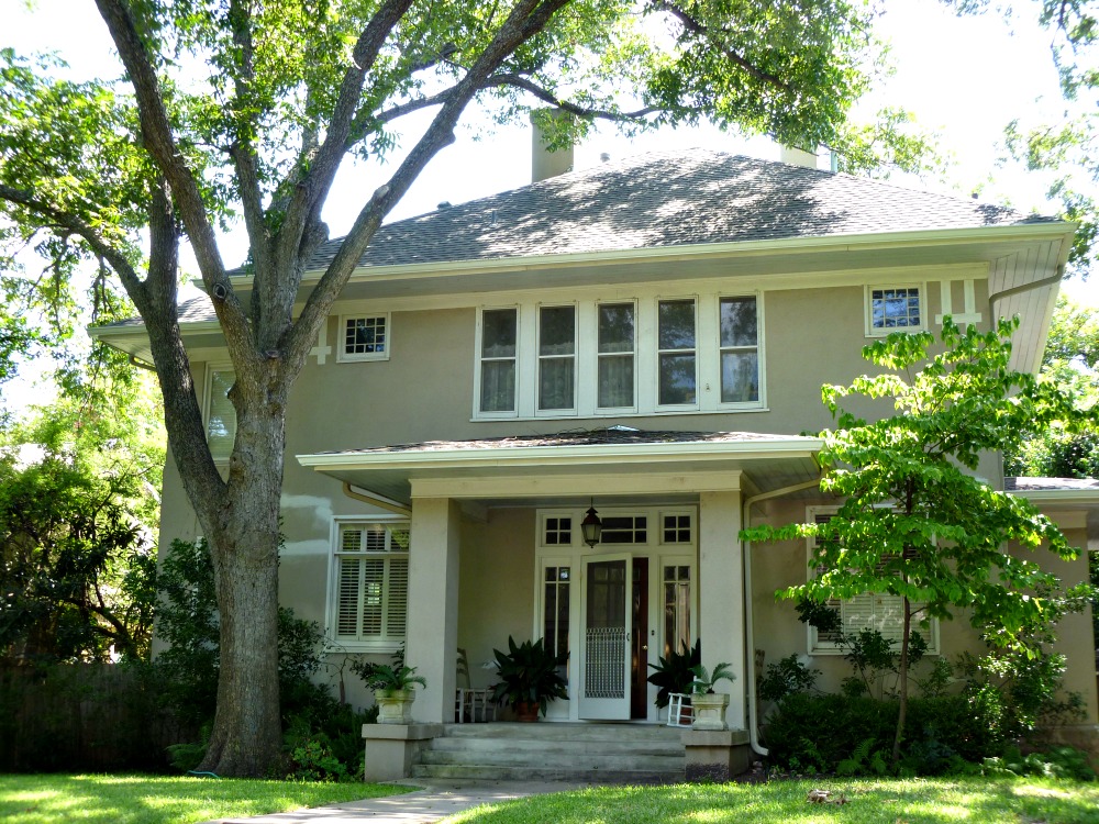 neighborhoods near UT austin north university